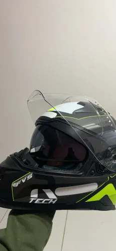 Capacete Race Tech