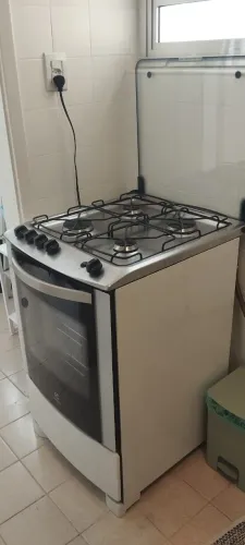 Fogão 4 bocas - excelente - conservado - moderno