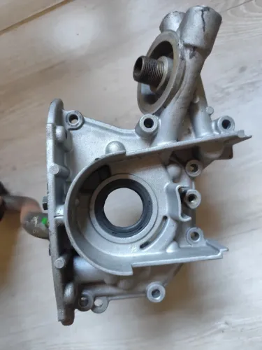 Bomba de óleo Peugeot Renault 1.0 16 v