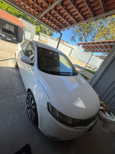 Kia Motors Cerato 1.6 16V Aut. 2012
