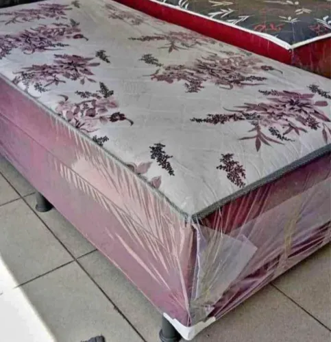 CAMA BOX DE SOLTEIRO COM ESPUMA D28