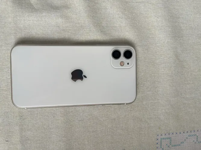 VENDO IPHONE 11
