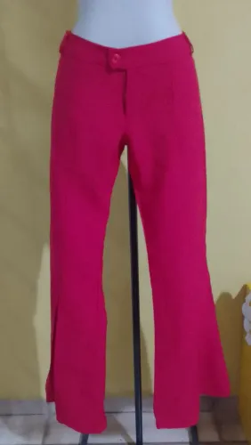 Calça feminina cintura baixa anos 2000