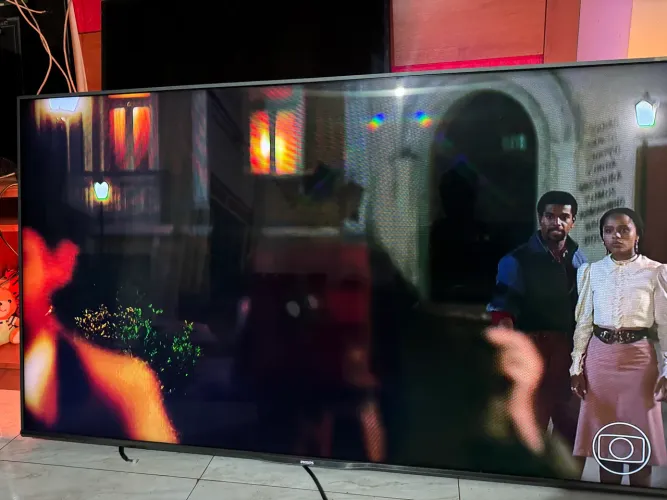Televisão 65? LED com YouTube