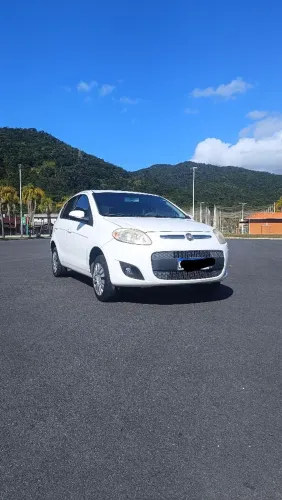 Fiat Palio Attractive 1.0 EVO Fire Flex 8V 5P 2013