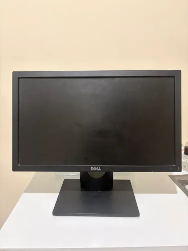Monitor Dell 21.5 Polegadas Se2216h Vga, Hdmi 110 220 - Bom (Recondicionado)