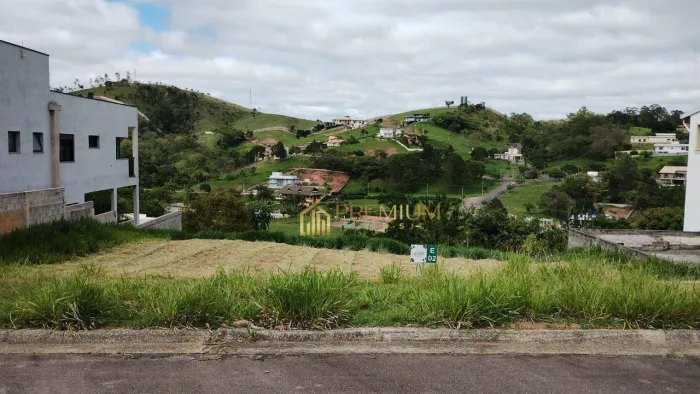 Terreno à venda, 1 m² por R$ 380.000,00 - Tampanhão - Jambeiro/SP
