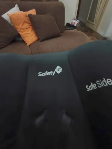 Bebê Conforto Semi novo Safety 1 ST