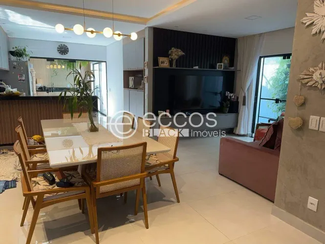 Casa em condomínio à venda, 2 quartos, 1 suíte, 4 vagas, Cajuru do Sul - Sorocaba/SP