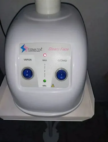 VAPOR DE OZÔNIO+SUPORTE (CARRINHO AUXILIAR). DESCRIÇÃO TOTAL EM UMA DAS FOTOS