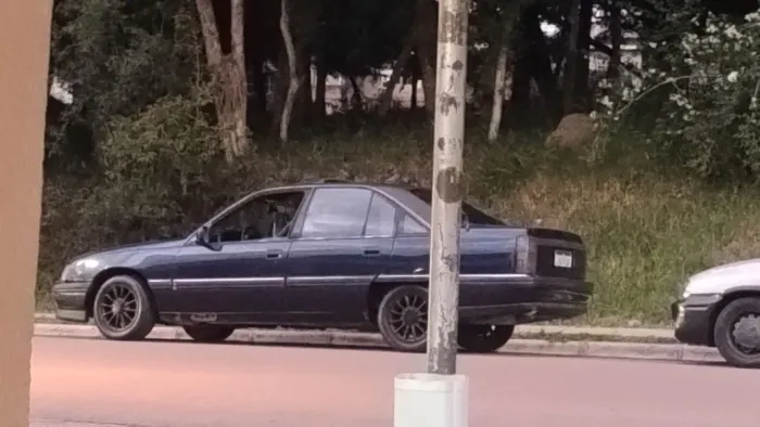 Chevrolet Omega GLS 2.2 / 2.0 (álcool) 1995