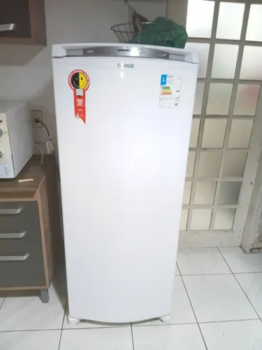 Vendo geladeira pra desapegar 