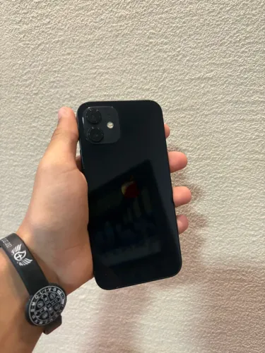 iPhone 12 normal