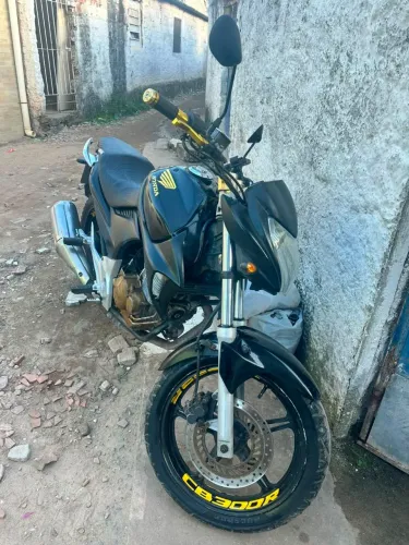 HONDA CB 300R