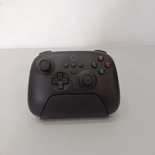 Vendo Controle sem Fio 8BitDo Ultimate com Dock de Carregamento Semi novo 