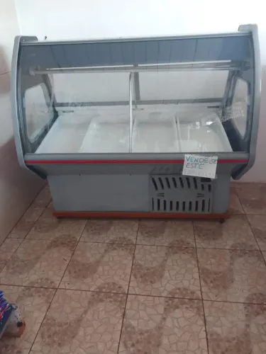 Refrigerador Comercial para Carnes e Aves - Seminovo e Excelente Estado!