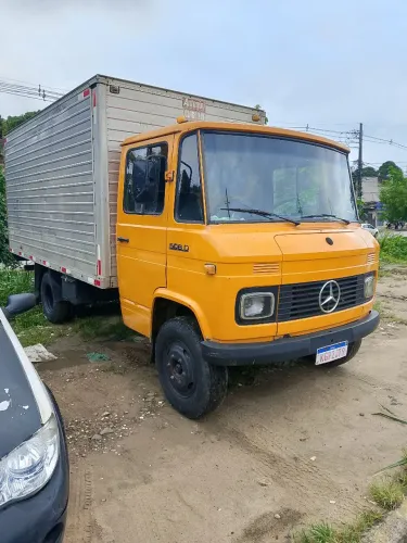 Mercedinha 608 