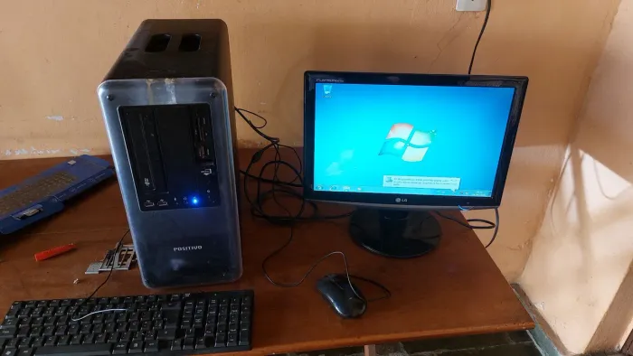 Pc positivo completo