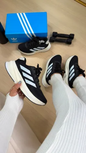 Tênis masculino e feminino