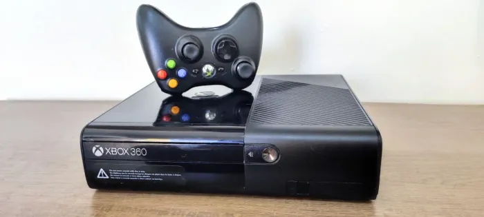 Xbox 360 super slim desbloqueado