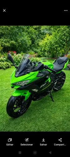 Moto muito linda, bem cuidada e conservada.