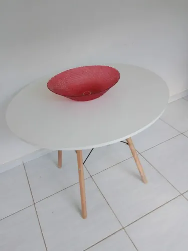Mesa MDF 90x90 pés palito