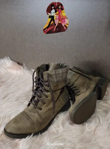 Bota de Couro, Marca Newborn, Tamanho n.º 36, Cano Curto 15cm