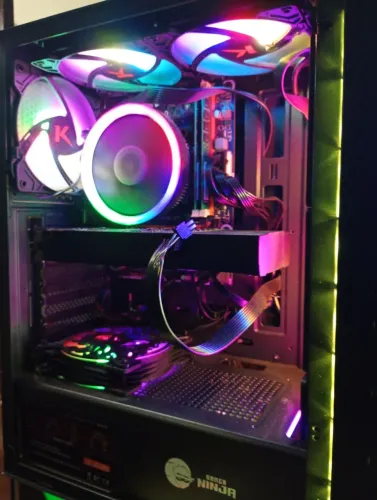 PC GAMER COM PAINEL LED