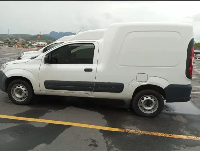Fiat Fiorino Furgão Work. Hard 1.4 Flex 8V 2P 2021