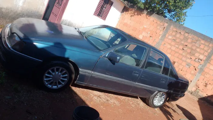 Chevrolet Omega GLS 2.2 / 2.0 (álcool) 1995