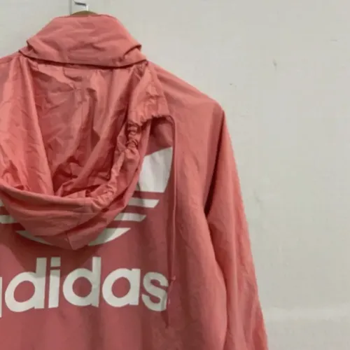 Jaqueta Adidas Salmão, Tamanho M - Usado