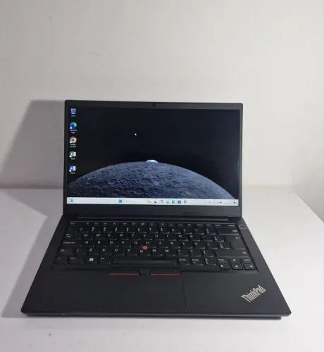 Notebook Lenovo Thinkpad E14 Ger 2 | i7 de 11° Geração | 8GB de RAM | SSD NVMe | Windws 11