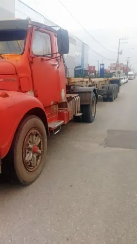 VENDO SCANIA 111 EMGATADO - AGREGADO EM TERMINAL ITAJAI