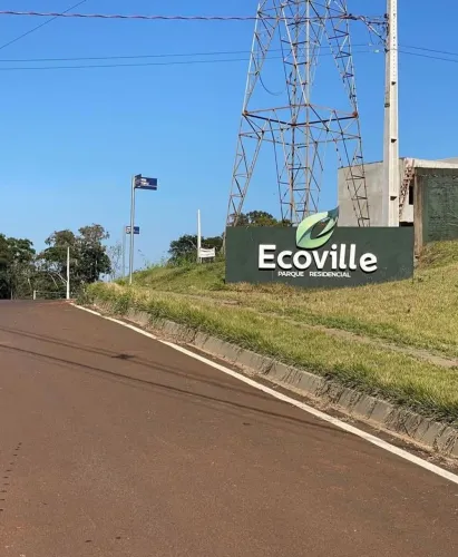 Terreno no ecovile bem localizado 