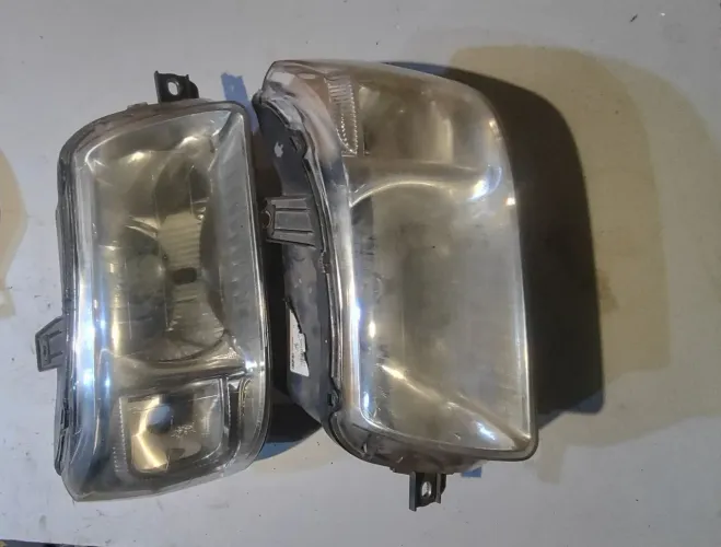 Par farol Uno Mille