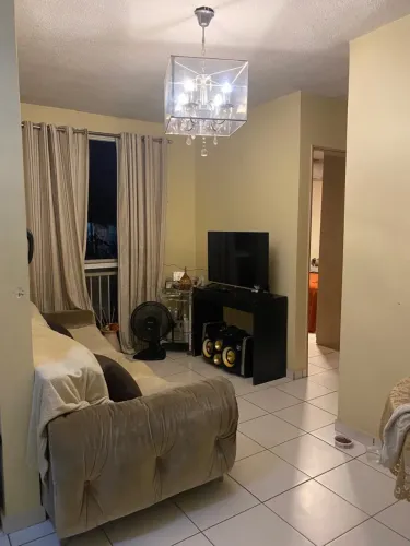 Alugo apartamento condomínio ideal Br *