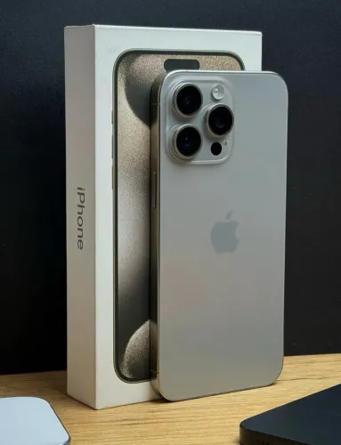iPhone 15 Pro max 512GB Natural titânio