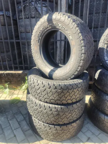 Pneus Maxxis 17 seminovos