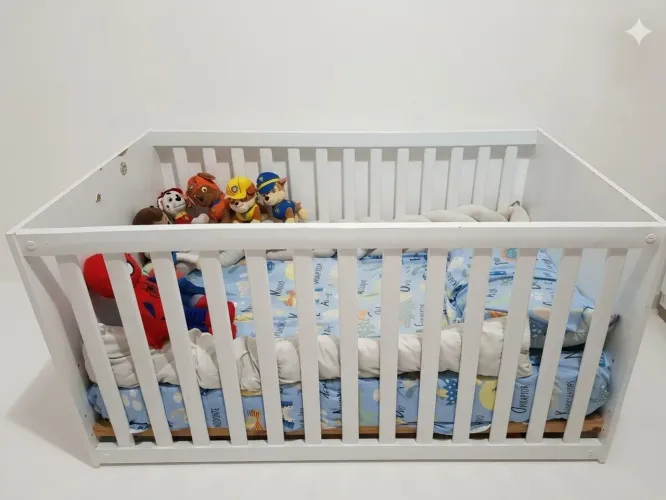 Vendo berço grande e montessoriano