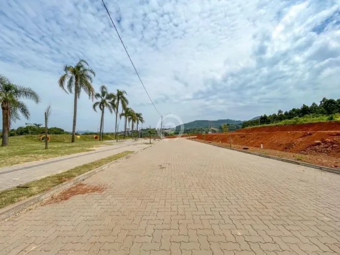 Terreno à venda em Dois Irmãos, Centro, com 300 m², Loteamento Parque do Vale