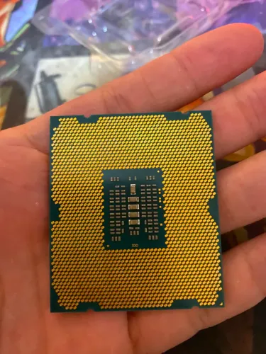 PROCESSADOR XEON 2620 v2