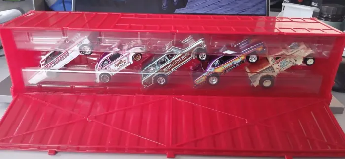 Hot Wheels Premium Container Set Drag Strip Demons 1:64