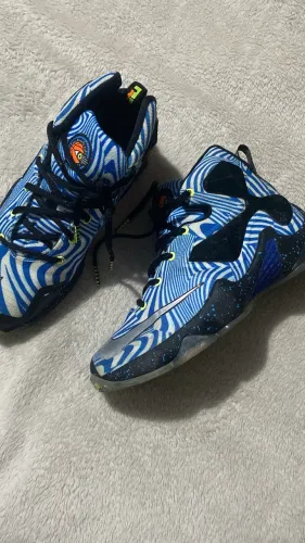 Nike LeBron 13 GS?TAM /35