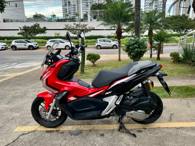 VENDO HONDA ADV 150cv 2021 VERMELHA TODA ORIGINAL REVISADA 