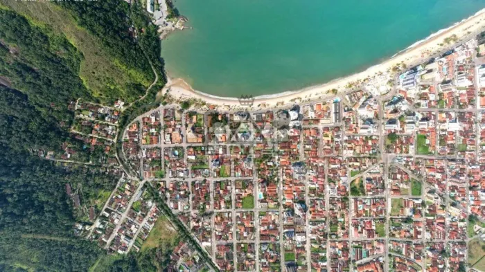 Casa com terreno de 360m² (12m x 30m ) à VENDA, Martim de Sá, Caraguatatuba, SP - Murado e