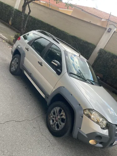 Fiat Palio Week.adv.lock.dualogic 1.8 Flex 2010
