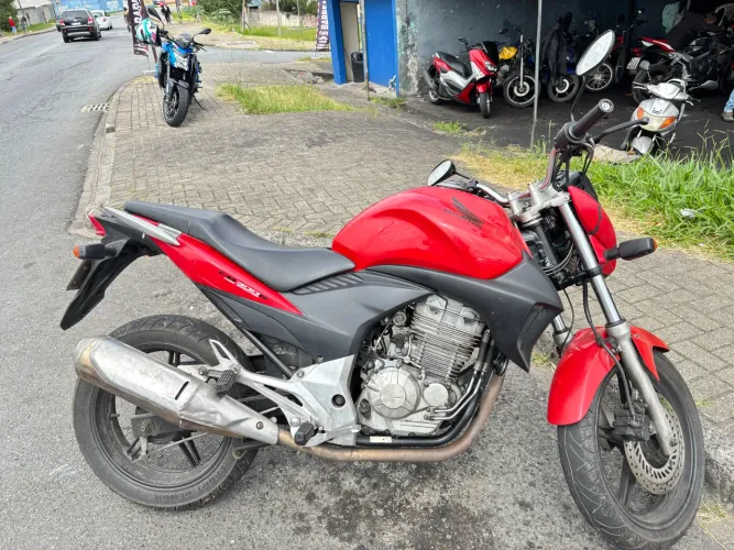 Cb300