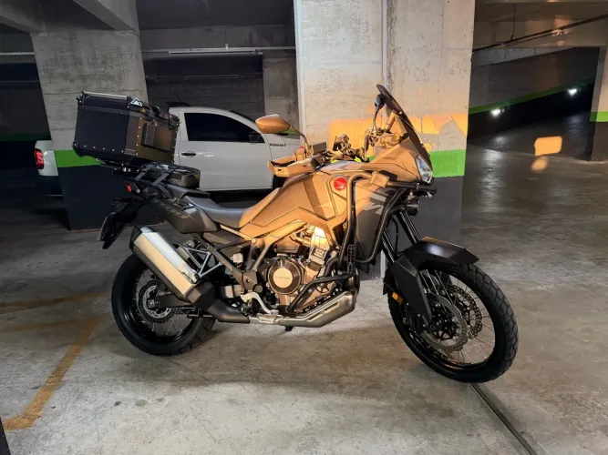 África twin CRF 1100L