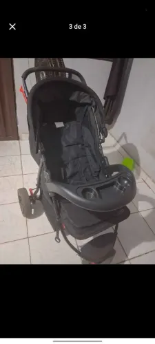 Carrinho para bebê de passeio