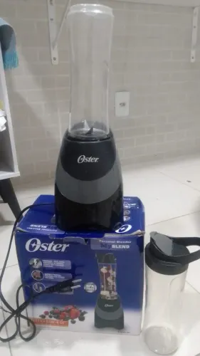 Liquidificador Portátil Power Blender Inox Oster com 2 Jarras To Go - 127V